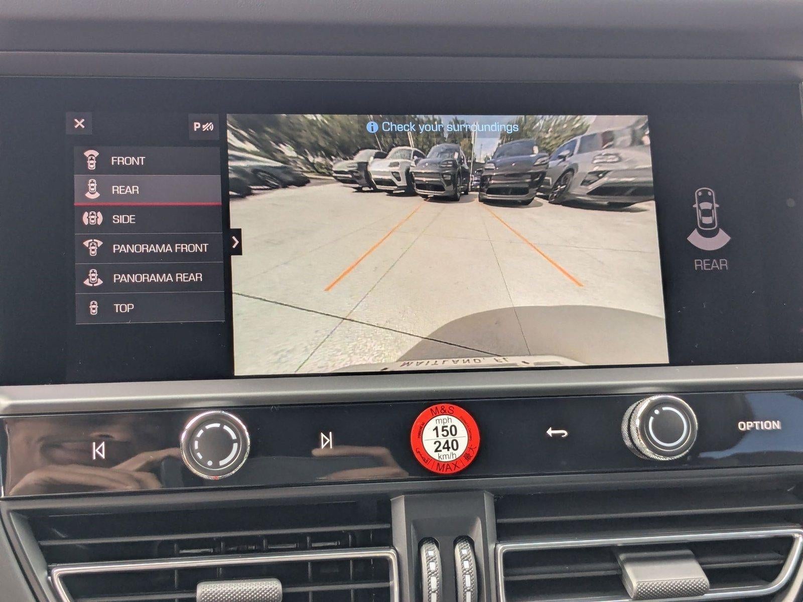 2025 Porsche Macan AWD