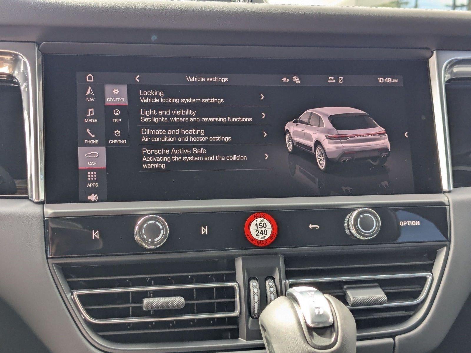 2025 Porsche Macan AWD
