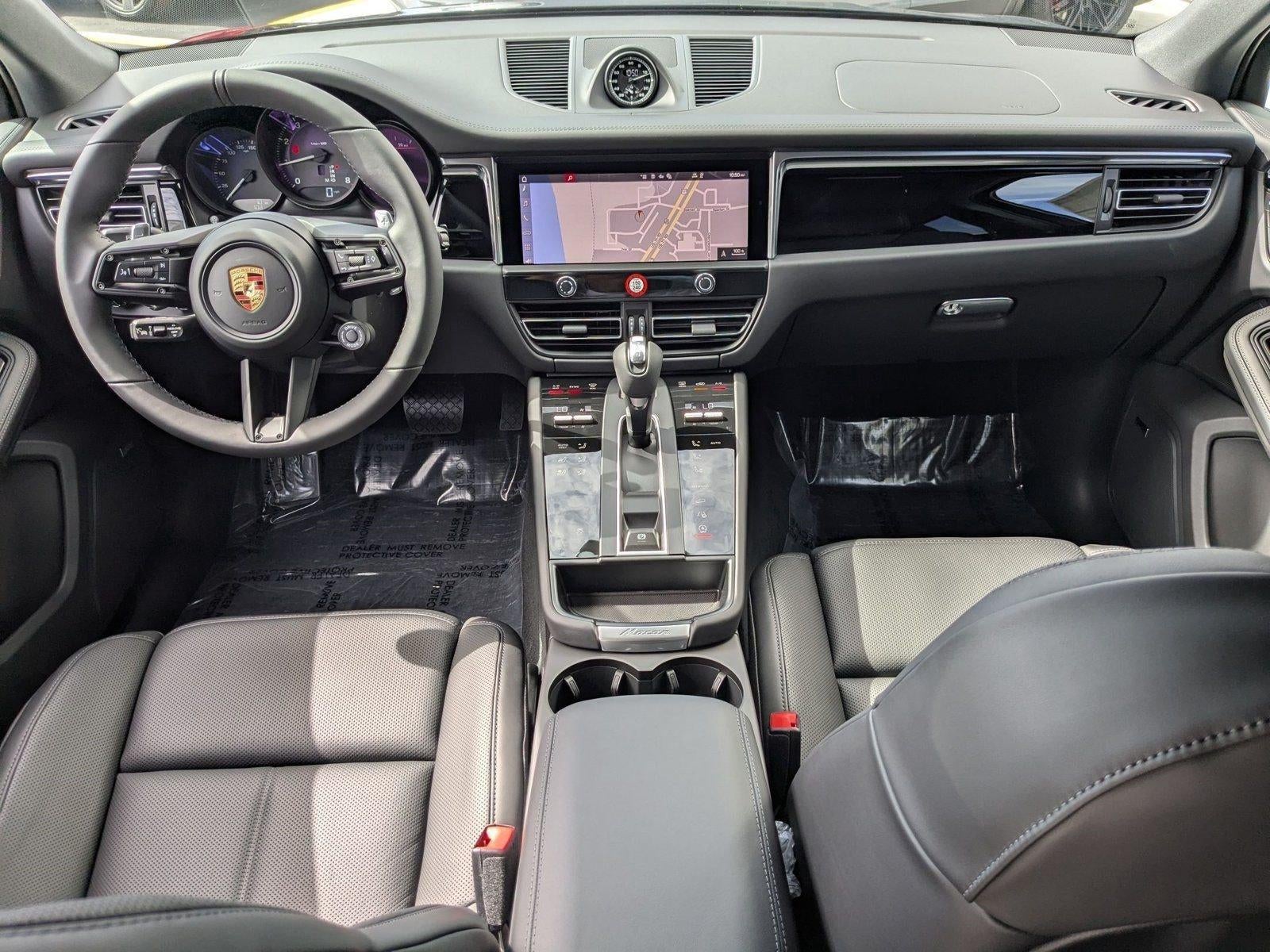 2025 Porsche Macan AWD