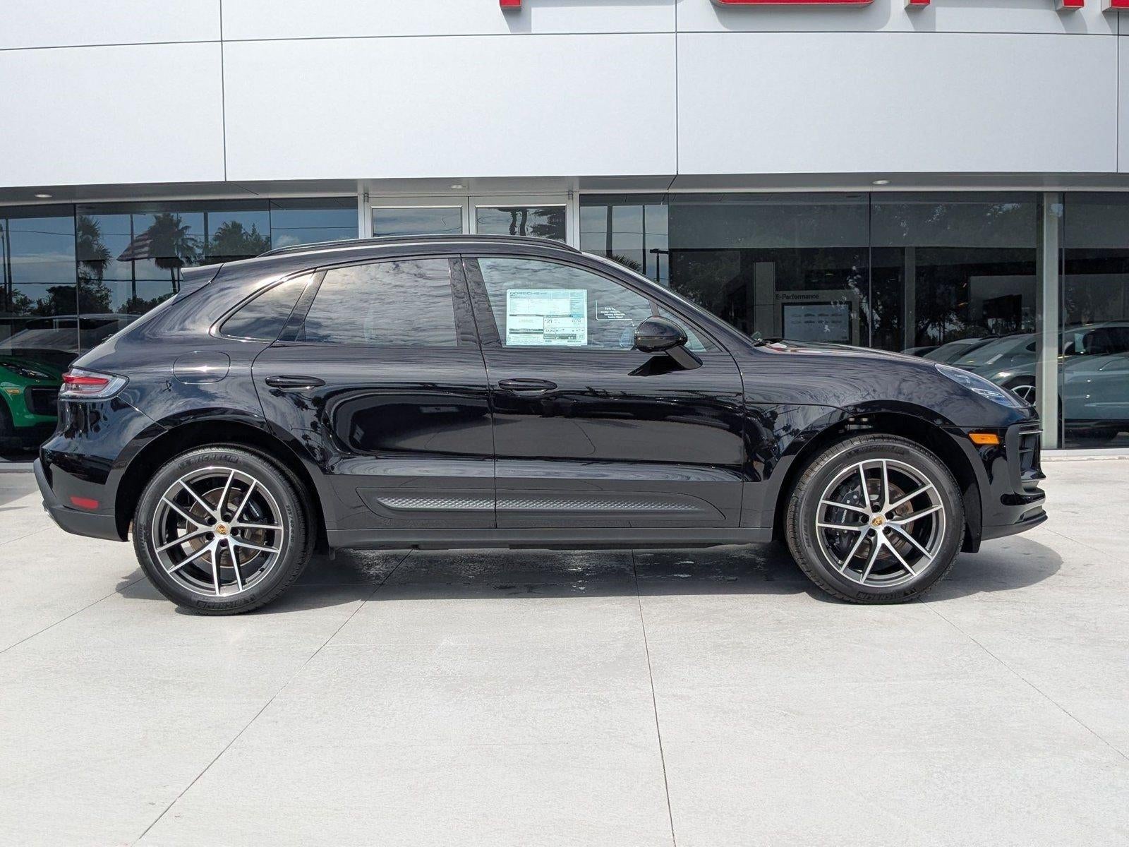 2025 Porsche Macan AWD