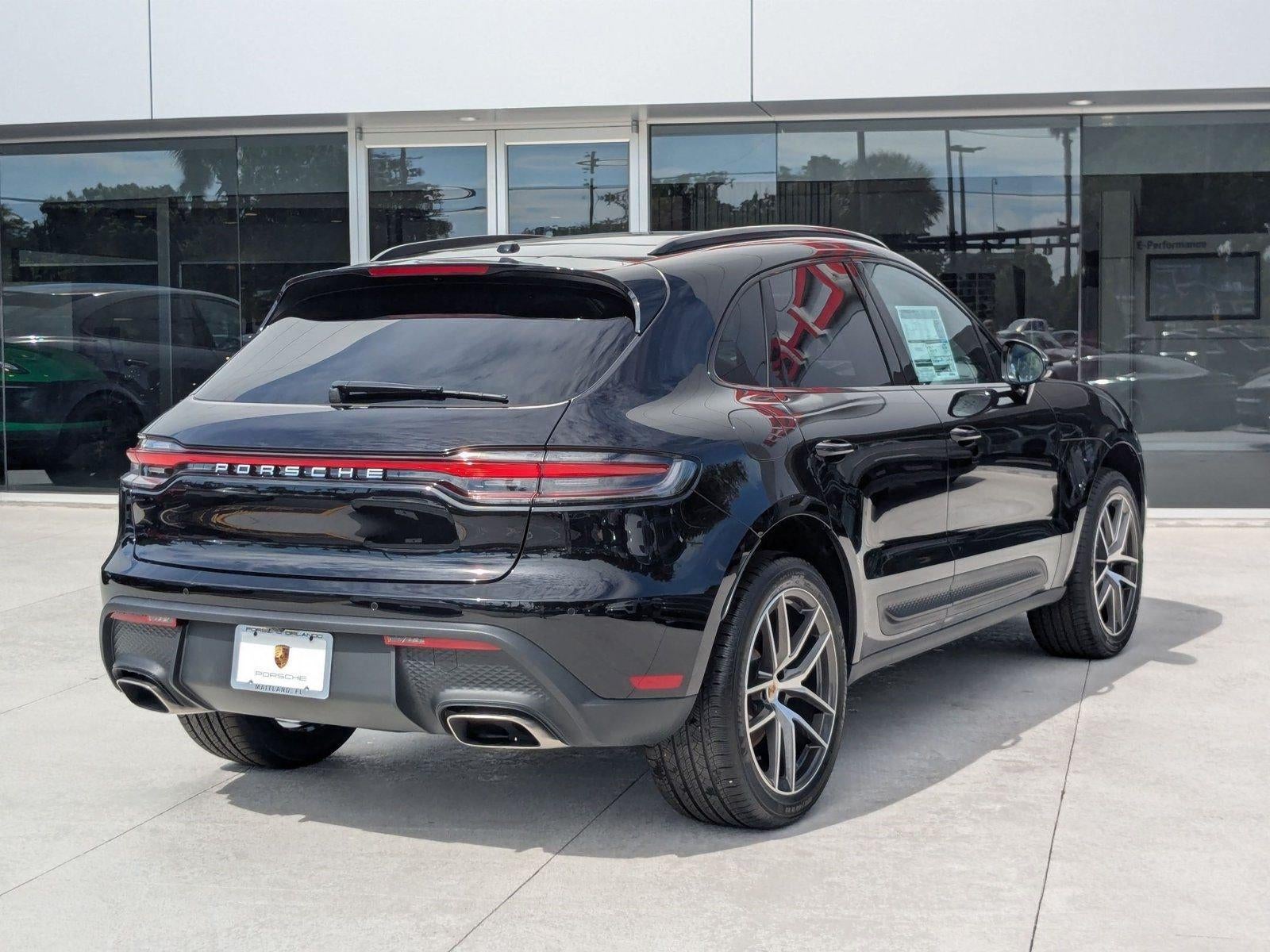 2025 Porsche Macan AWD