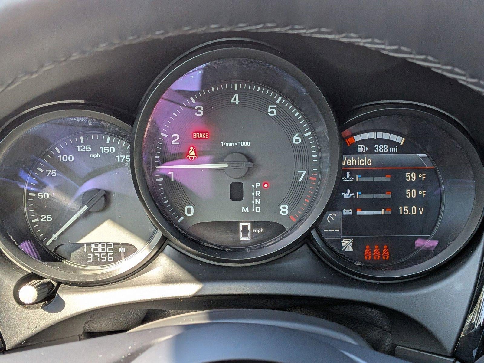 2025 Porsche Macan AWD