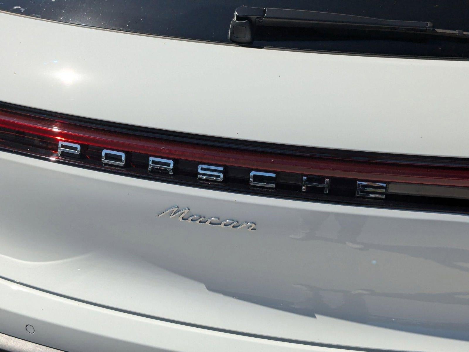 2025 Porsche Macan AWD