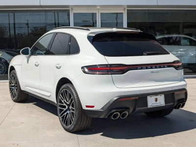 2025 Porsche Macan AWD