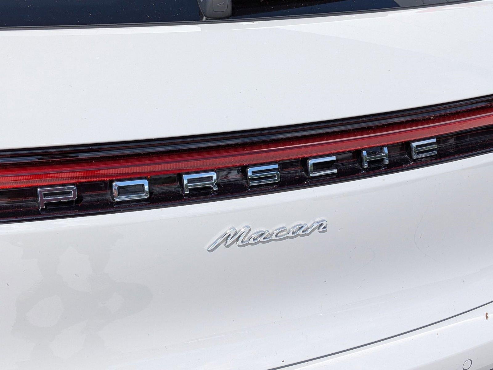 2025 Porsche Macan AWD