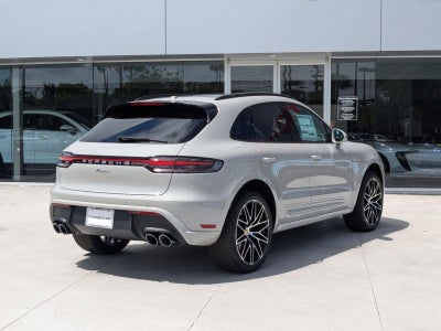2025 Porsche Macan AWD