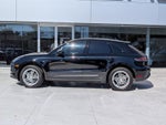 2023 Porsche Macan AWD