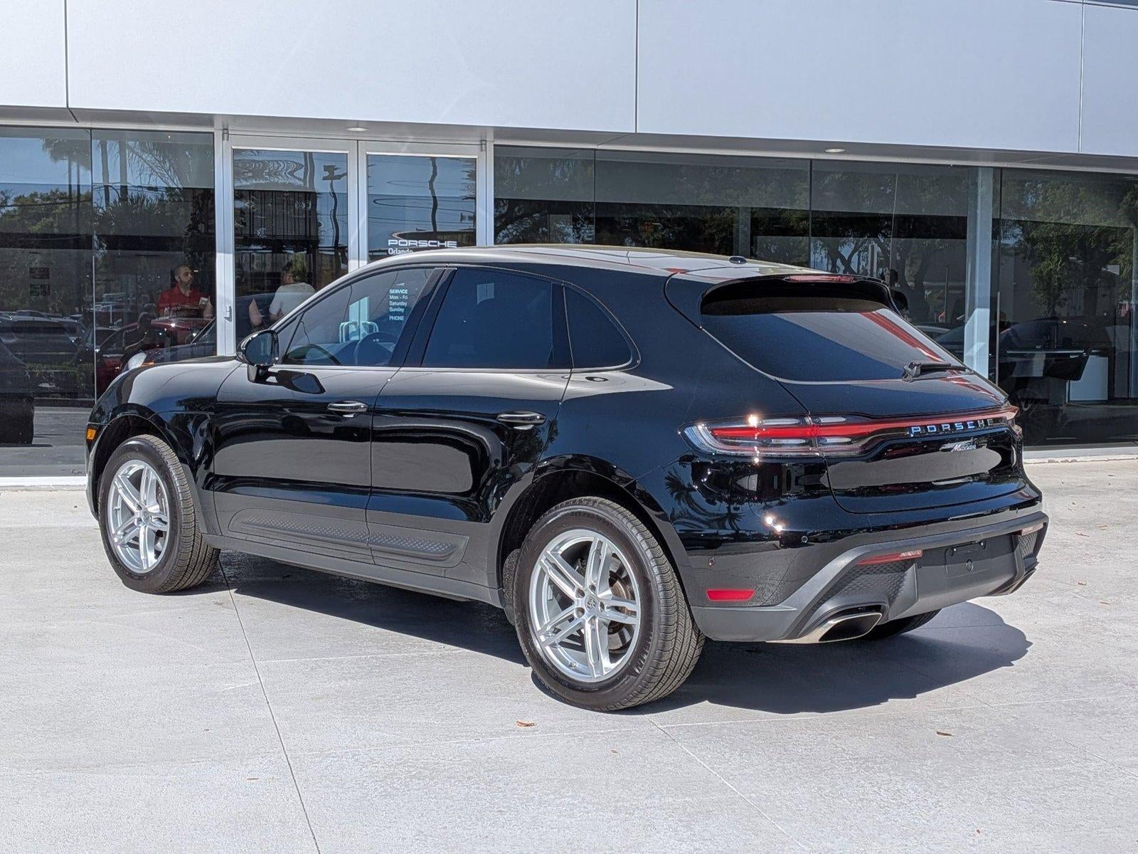 2023 Porsche Macan AWD