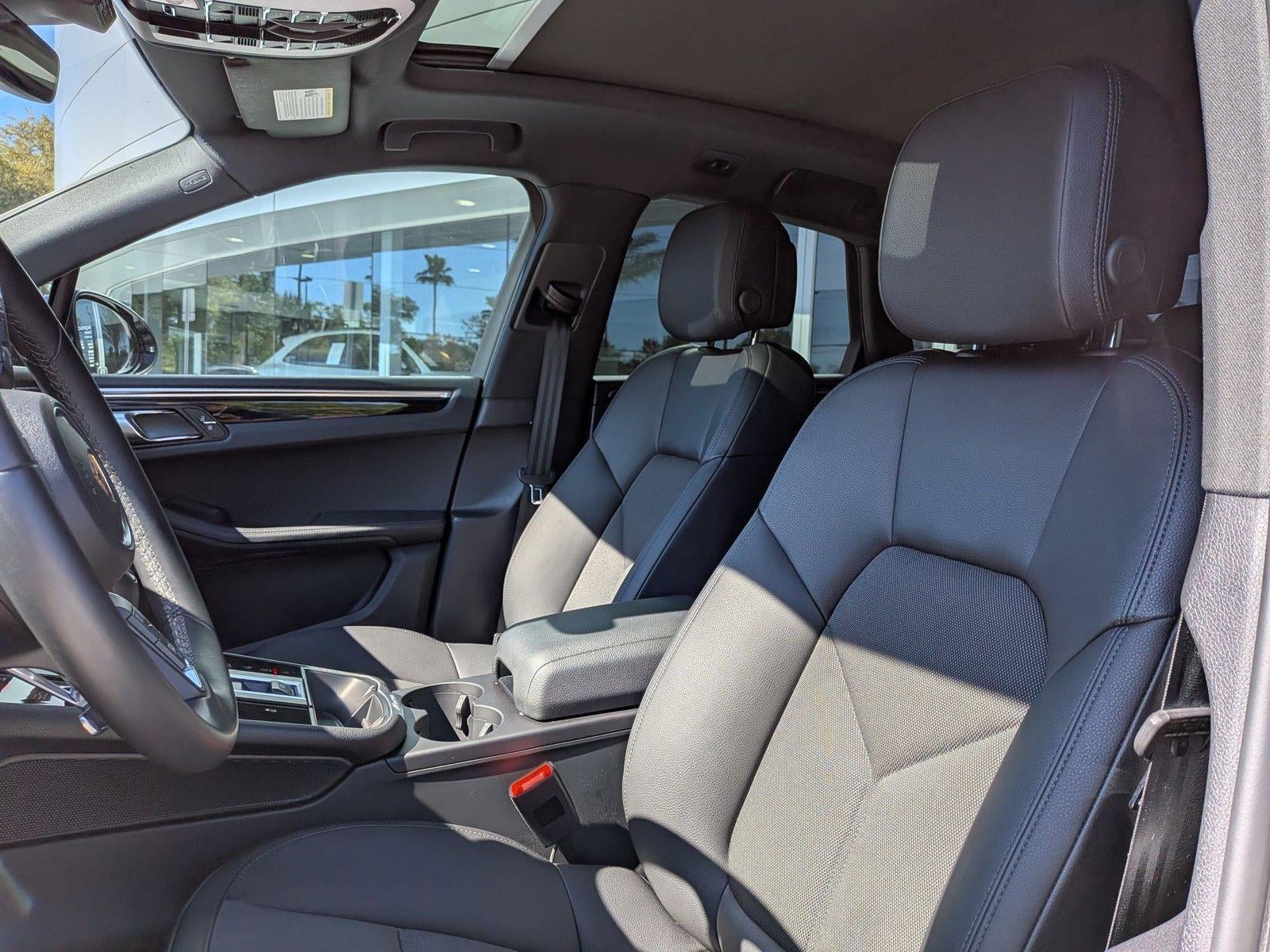 2023 Porsche Macan AWD