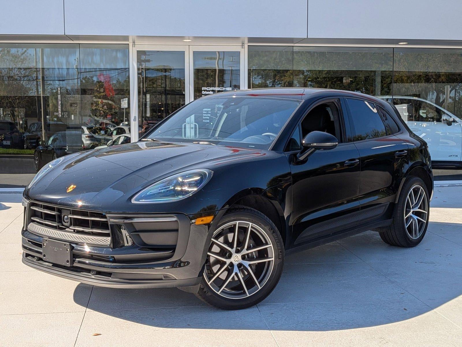 2025 Porsche Macan T AWD