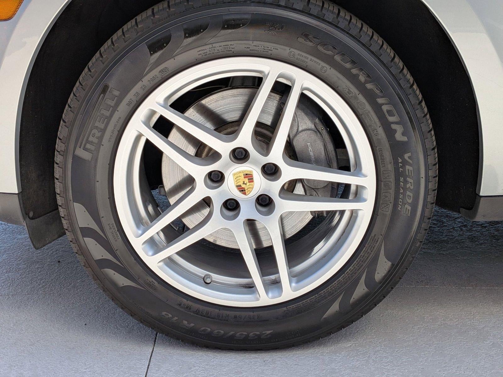 2019 Porsche Macan AWD