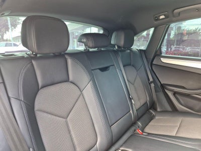 2023 Porsche Macan AWD