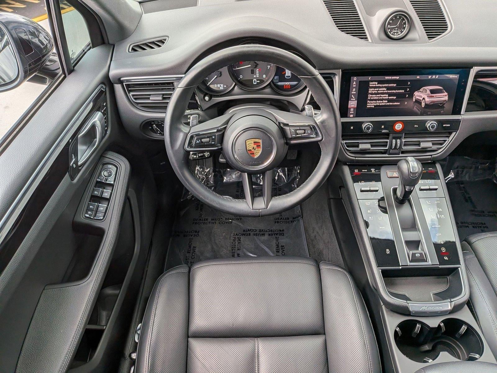 2023 Porsche Macan AWD