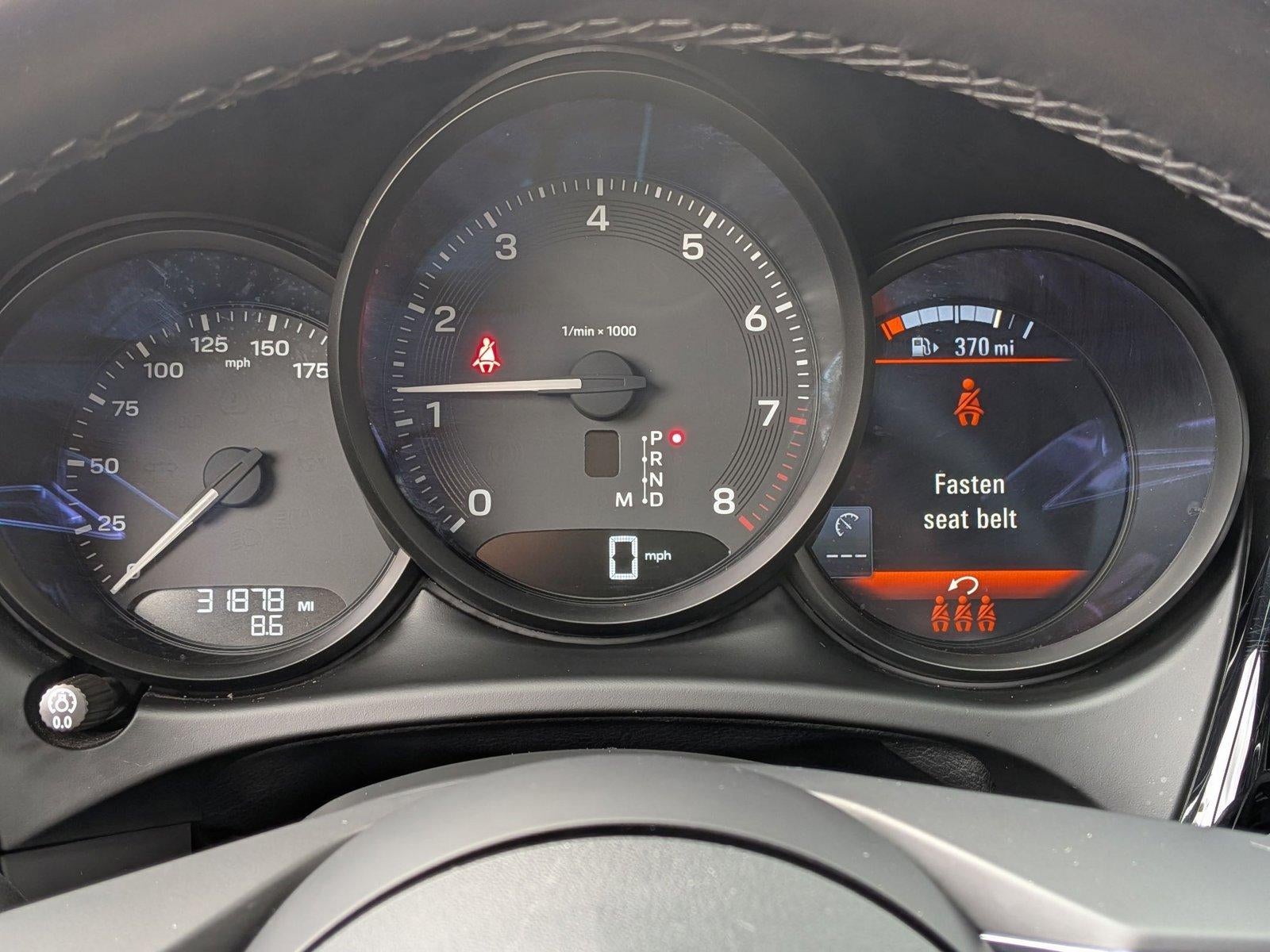 2023 Porsche Macan AWD