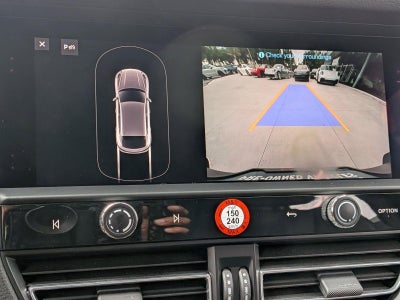 2023 Porsche Macan AWD