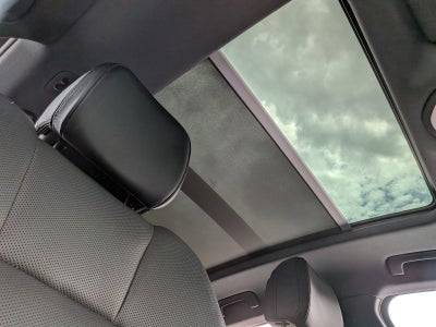 2023 Porsche Macan AWD