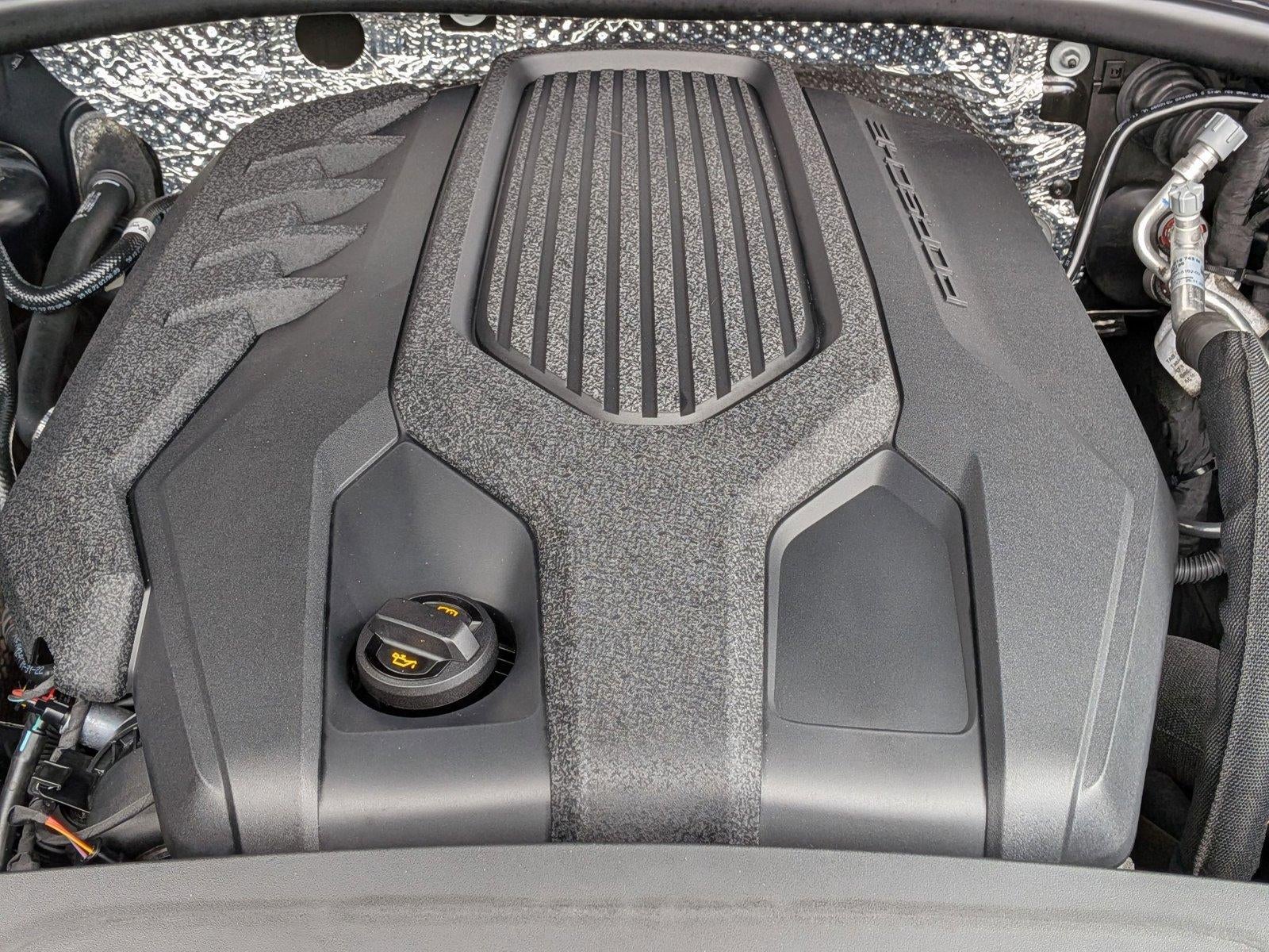 2023 Porsche Macan AWD