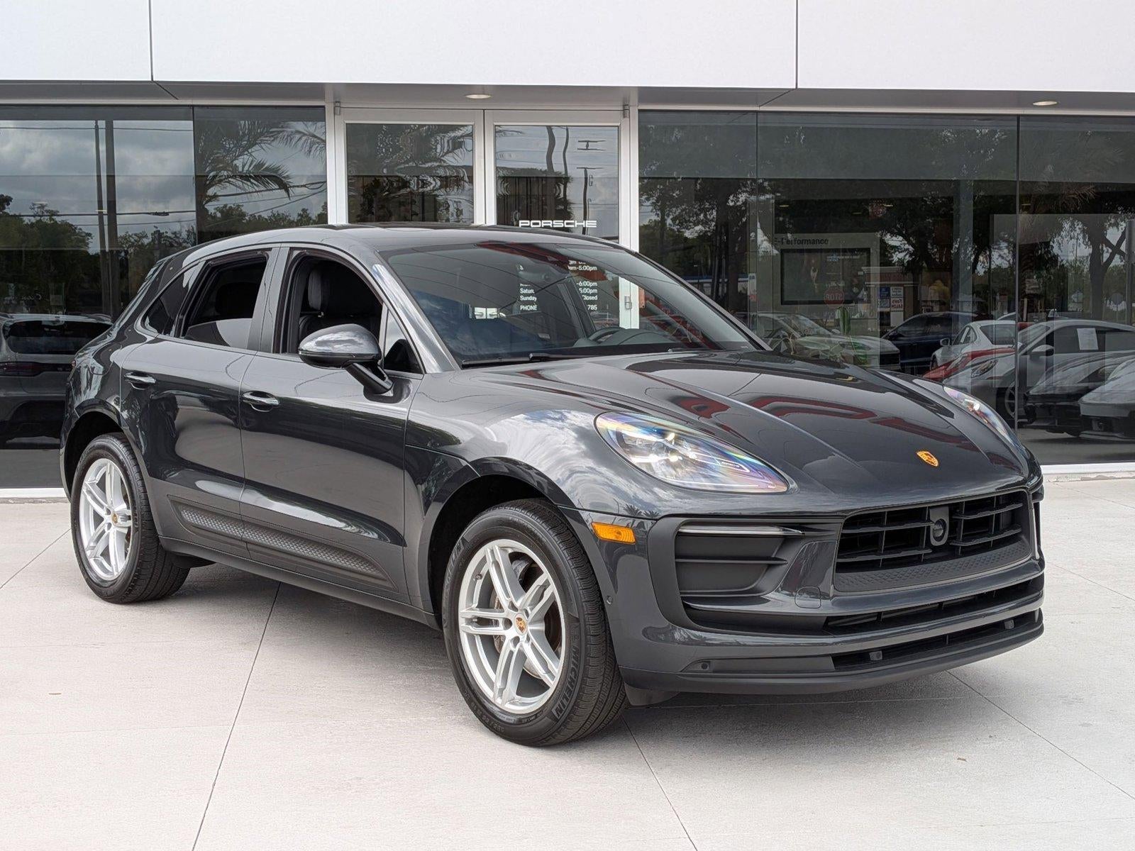 2023 Porsche Macan AWD