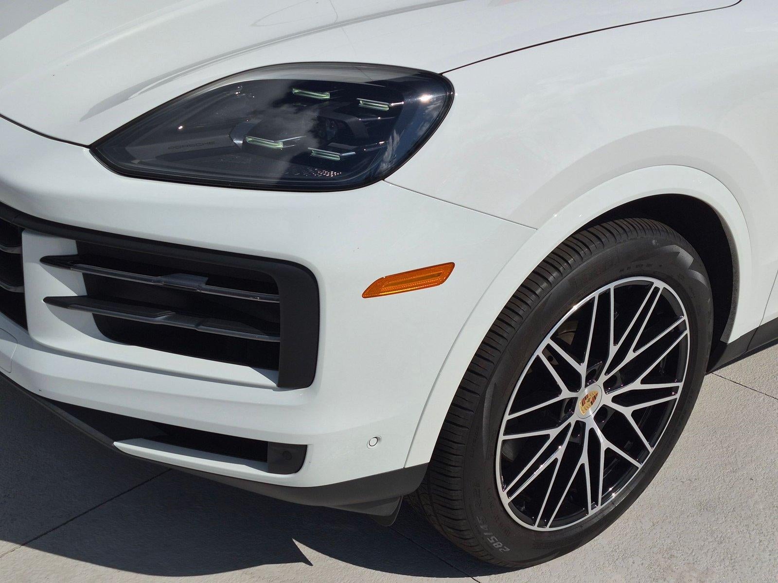 2025 Porsche Cayenne AWD