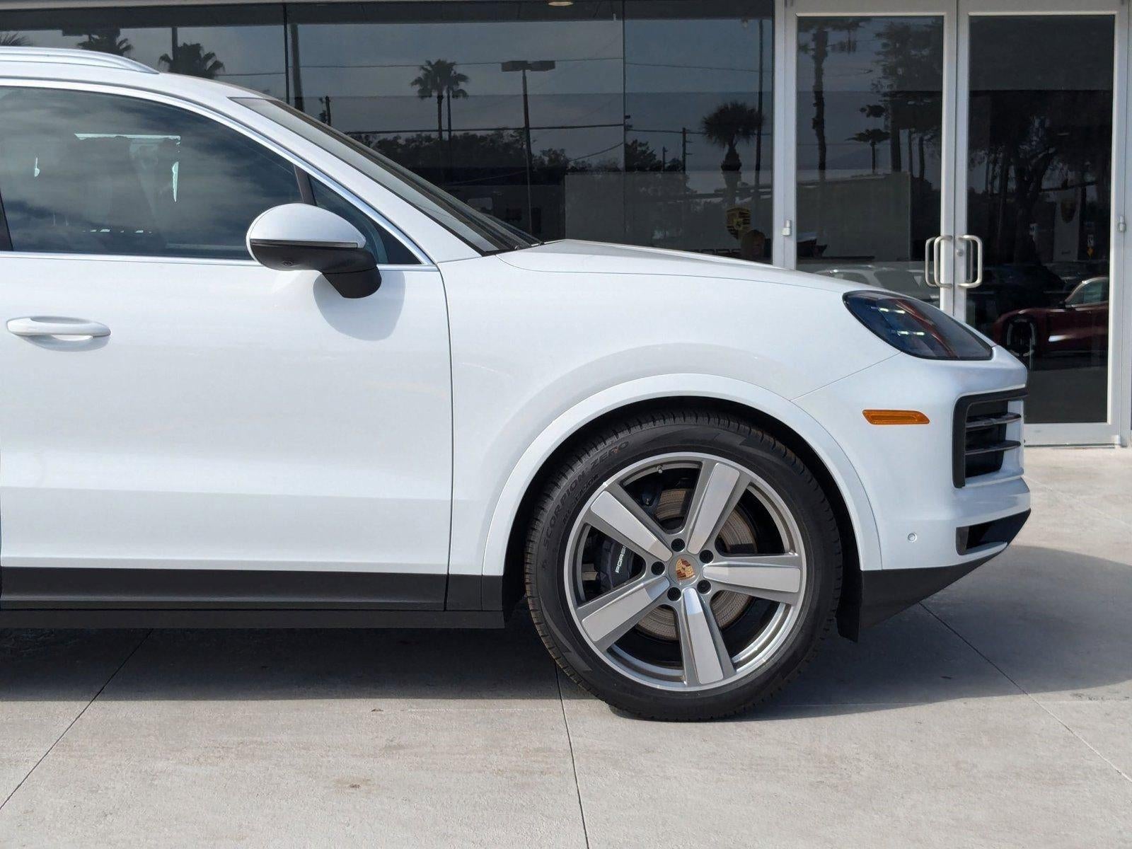 2025 Porsche Cayenne AWD