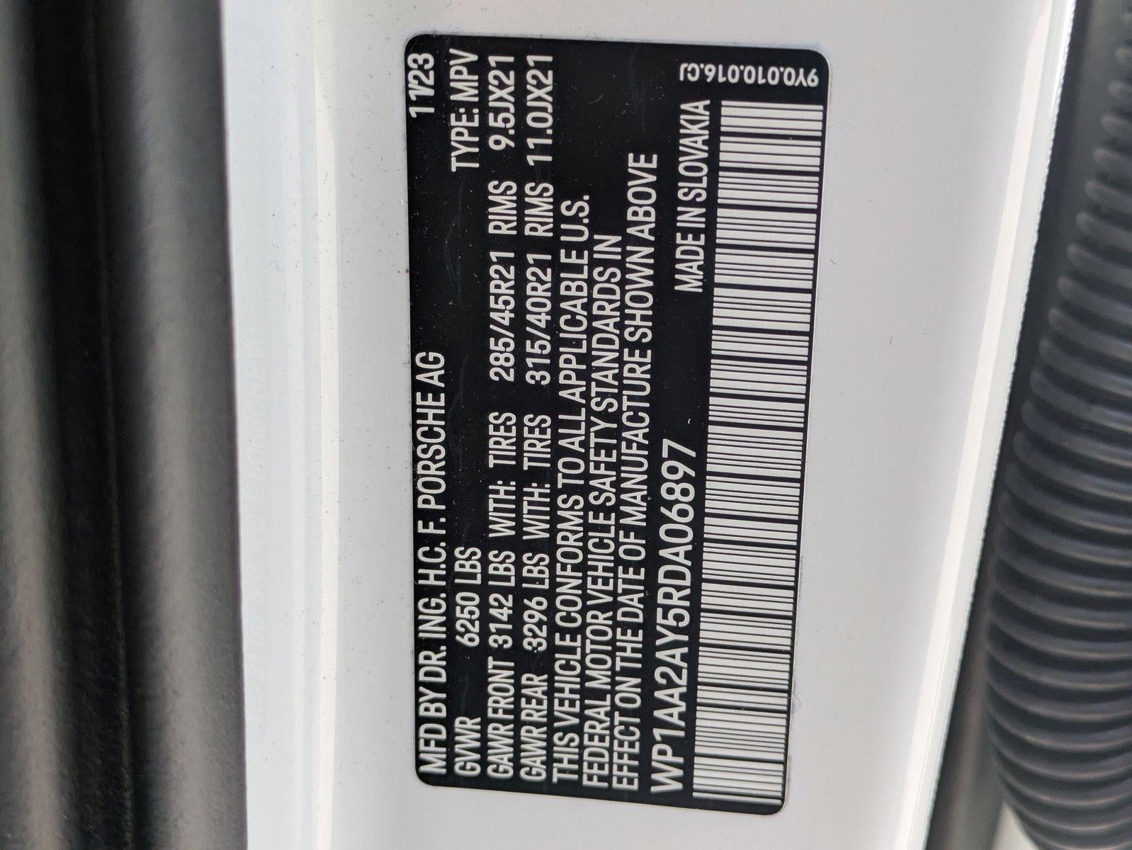 2024 Porsche Cayenne AWD