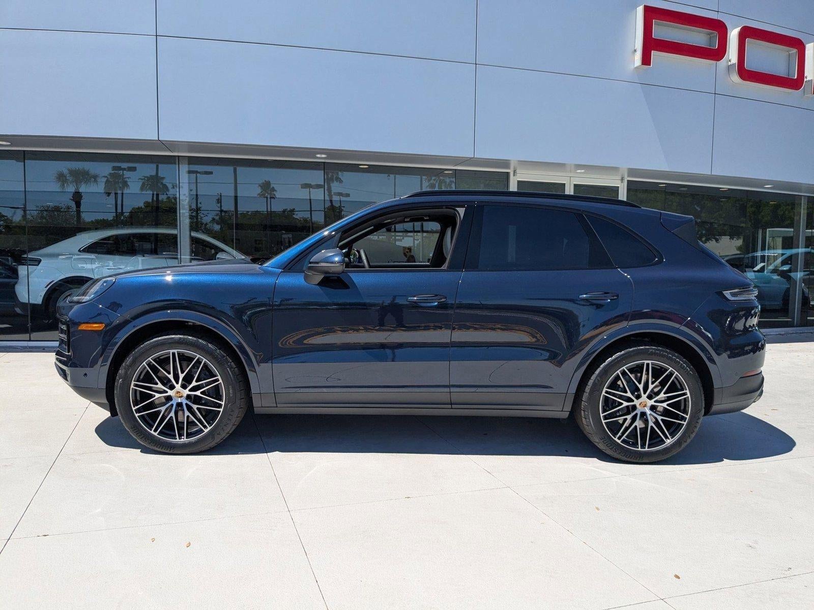 2025 Porsche Cayenne AWD