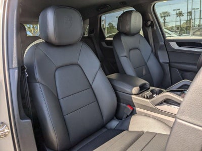 2025 Porsche Cayenne AWD