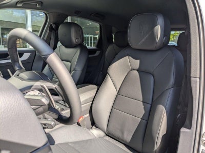 2025 Porsche Cayenne AWD