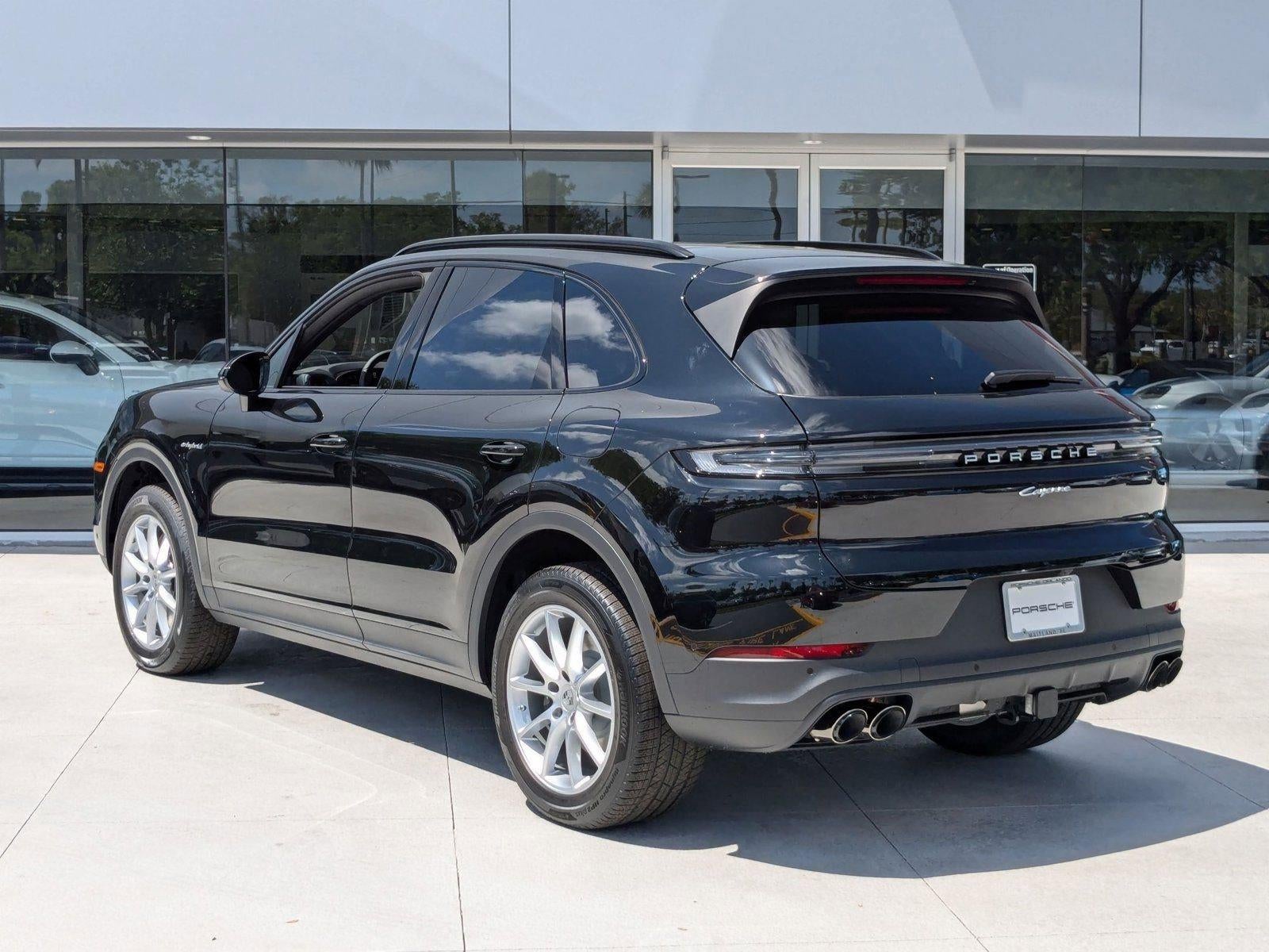 2025 Porsche Cayenne E-Hybrid AWD