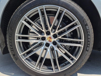 2026 Porsche Macan GTS AWD