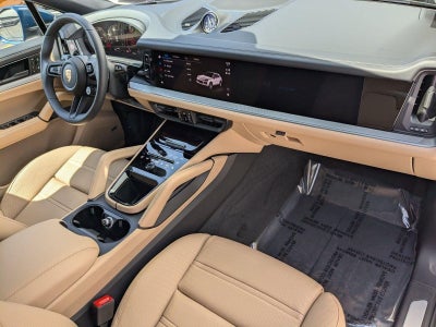 2025 Porsche Cayenne Coupe AWD