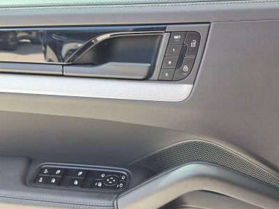 2024 Porsche Cayenne Coupe AWD
