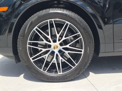 2024 Porsche Cayenne Coupe AWD