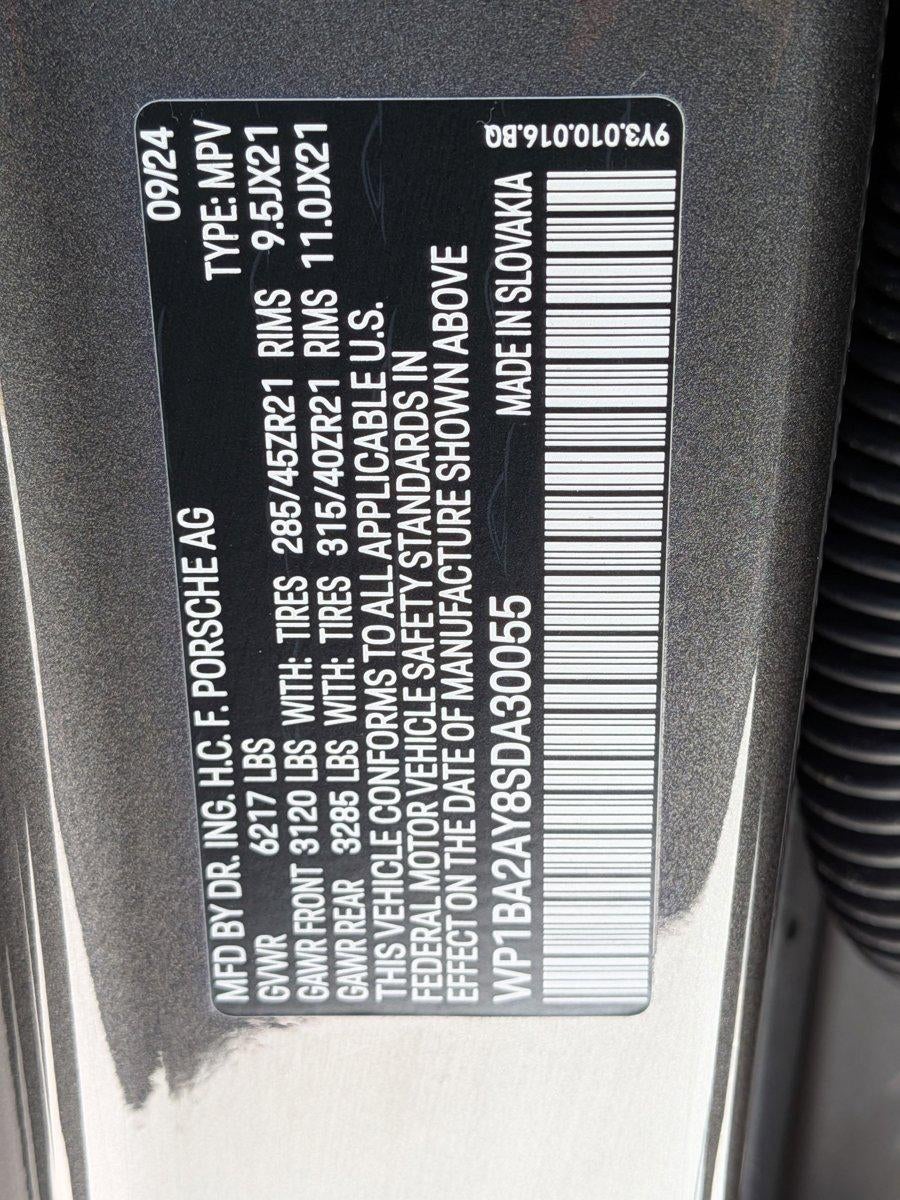 2025 Porsche Cayenne Coupe AWD