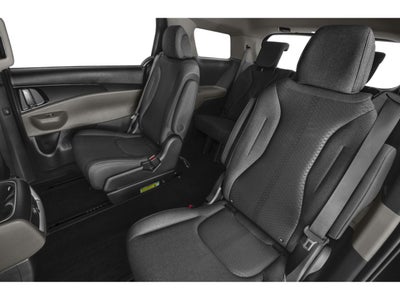 2025 Kia Carnival LX FWD